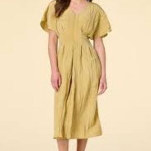 Elegant Gold Midi Dress